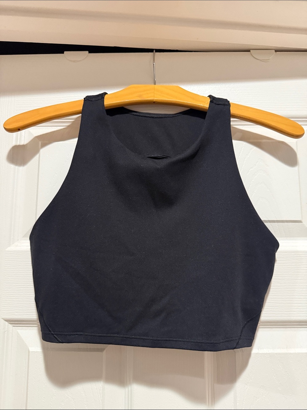 GapFit-Black High Neck Crop Tank Top - Women